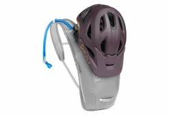 Sac Hydratation Femme Camelbak Hydrobak Light 2.5L + Poche à Eau 1.5L Gris -Entretien Soldes 1815368606dbca09c1109.09212966