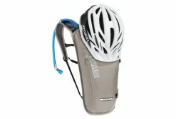 Sac Hydratation Camelbak Classic Light 4L + Poche à Eau 2L Beige -Entretien Soldes 1815537606dbf4b138b74.72120251